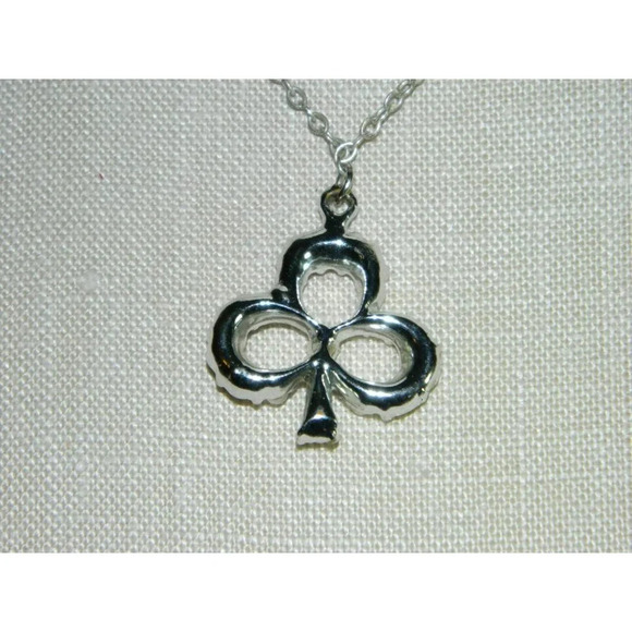 VTG Silver Tone Clear Rhinestone Faux Pearl Irish Clover Pendant Necklace - Picture 4 of 5